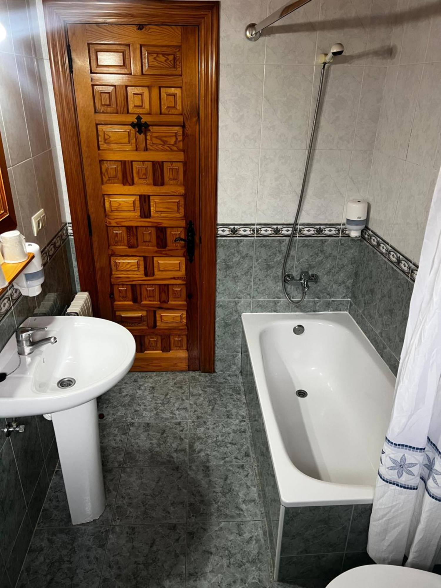 Hotel Rural El Sestil Dobres Luaran gambar